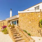 Mediterranean Villa In Calpe With Private Pool.