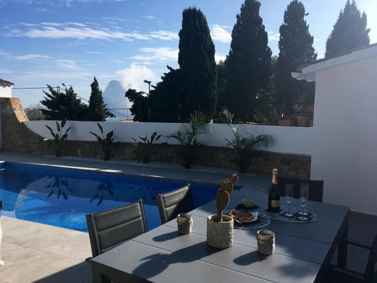 Villa Mediterranean In With Private Pool.